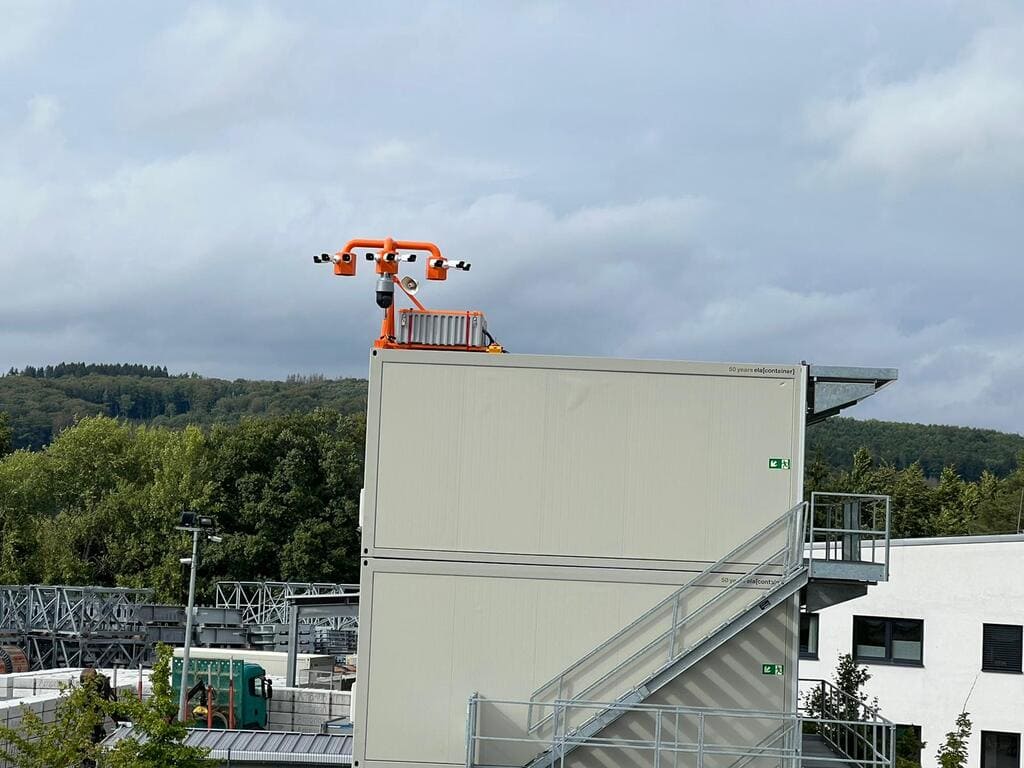 WatchBox-Containeranlage überwacht eine Baustelle