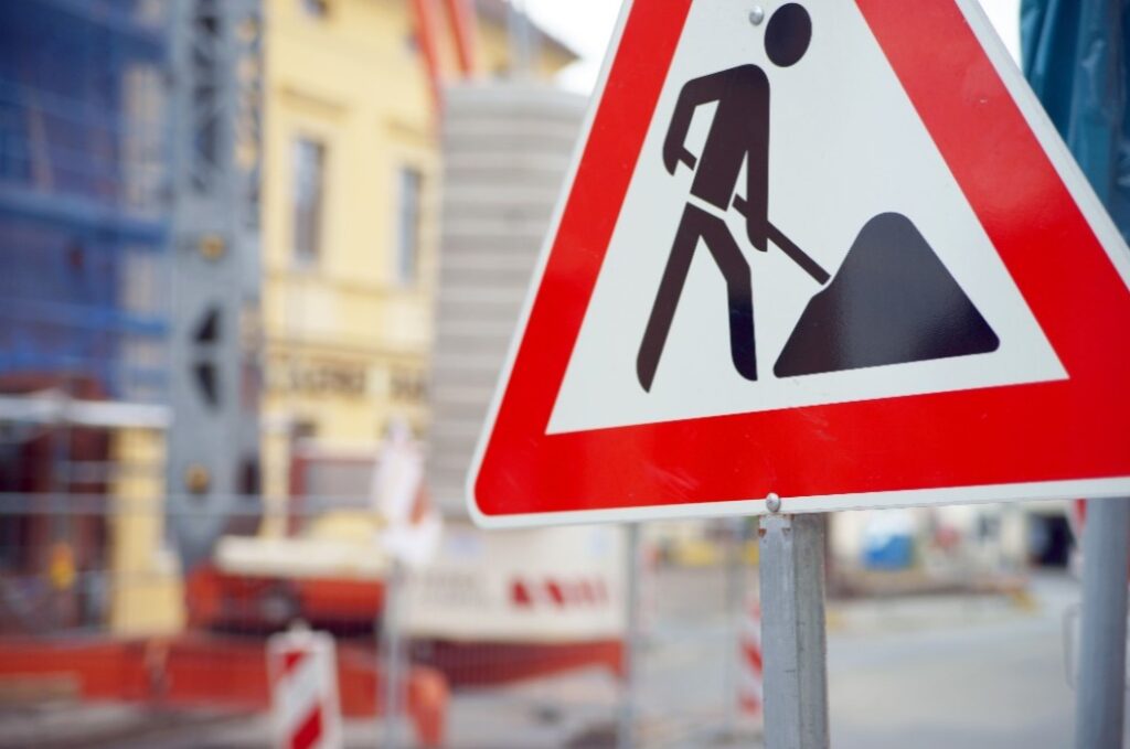 Baustellenschild zur Baustellenüberwachung